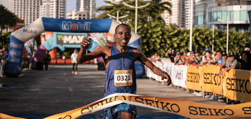 Keniata Robert Gaitho Gititu se lleva el triunfo en Maratón Internacional de Panamá